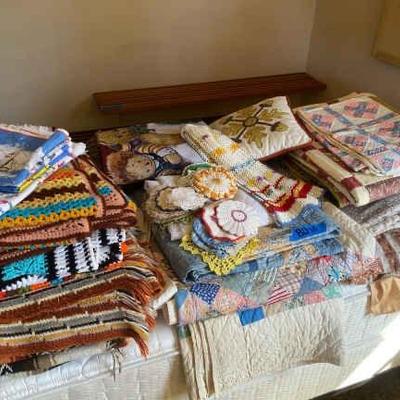 https://ctbids.com/estate-sale/34519/item/3869161/Patchwork-Afghan-Blankets
