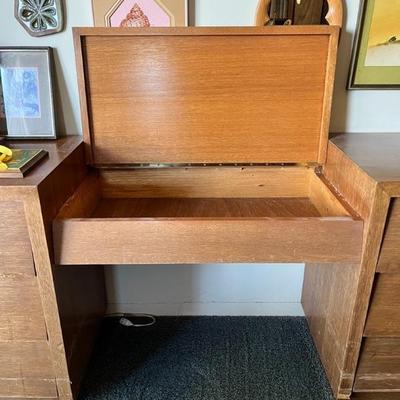 https://ctbids.com/estate-sale/34519/item/3869293/Vintage-Mid-Century-Modern-Danish-Dresser-And-Desk