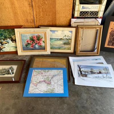 https://ctbids.com/estate-sale/34519/item/3870158/Lot-Of-Wall-Art