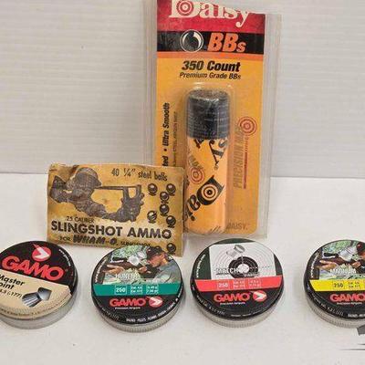 #1250 • Approx (875) BBs & Sling Shot Steel Balls
