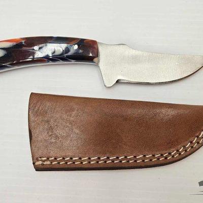#1822 • NEW!!! Old Ram Fixed Blade W/ Sheath
