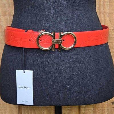 #204 • AUTHENTIC NEW!!! Salvatore Ferragamo Belt
