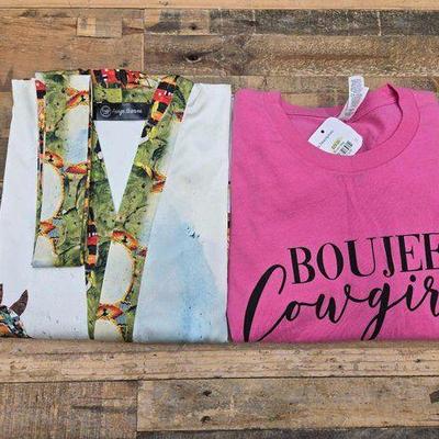 #3250 • New!!! Womens Top & Cover Up
