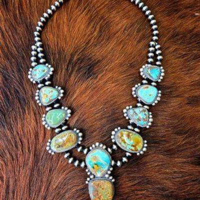 #1010 • Stunning Russell Sam Native American Turquoise Necklace with Navajo Pearls
