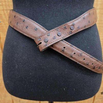 #1554 • 32" Chacón Genuine Ostrich Tapered Sienna Belt
