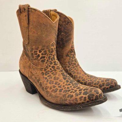 #2030 • Selena Leather Boots
