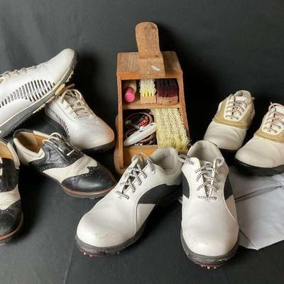 Golf shoe collection with accessories