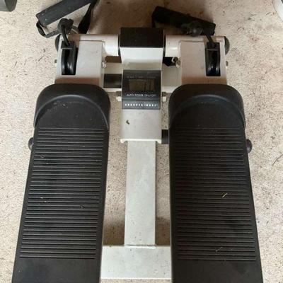Compact mini stepper with resistance bands