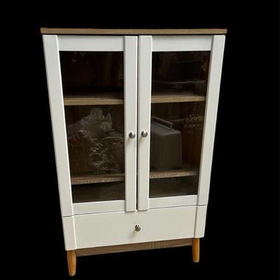 White cabinet