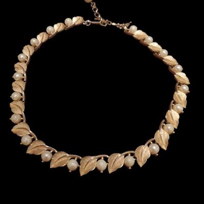 vintage necklace 