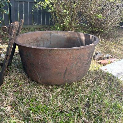 huge iron cauldron 