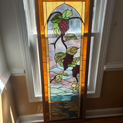 Lovely vintage stained glass in great condition 