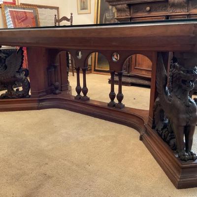 Renaissance Revital style wooden table 