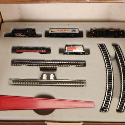 Sale Photo Thumbnail #465: Marklin z Mini-Club scale train set