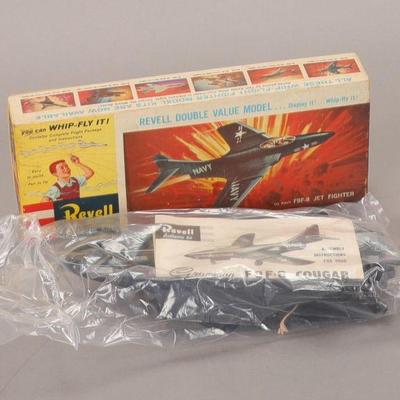 Whip-Fly plane w/ box