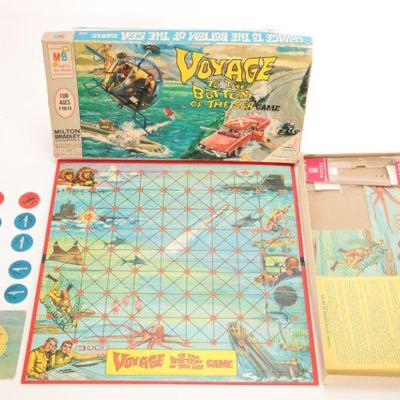 Voyage to the Bottom of the Sea board game