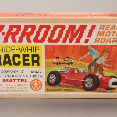 Guide-Whip race car w/ box
