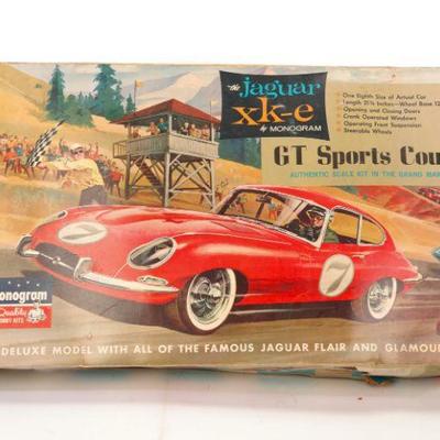 Jaguar xke GT sports coupe model kit