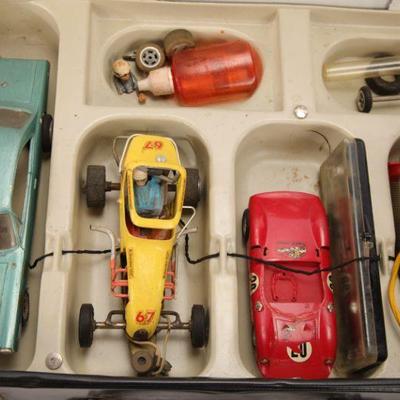 60s large scale slot cars w/ case, parts, tools