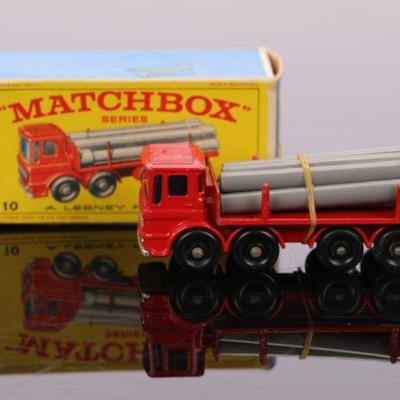Matchbox car w/ box Lesney
