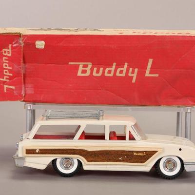 Buddy L metal wagoneer with box