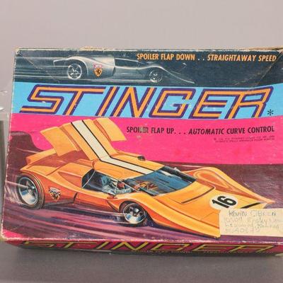 Stinger large scale model car kit w/ box