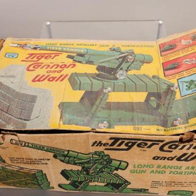 Tiger Cannon & Wall 