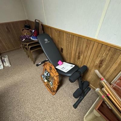 weight bench