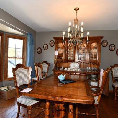 181 dining room
