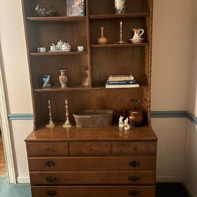 Baumritter bookcase/hutch