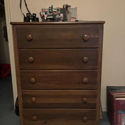 Small primitive dresser
