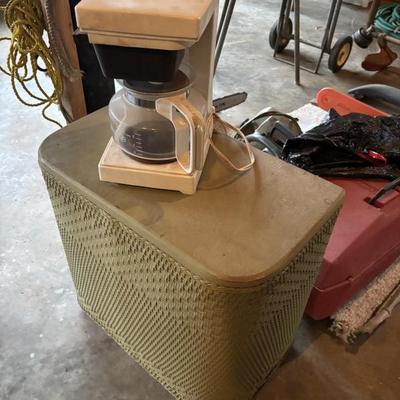 Vtg hamper