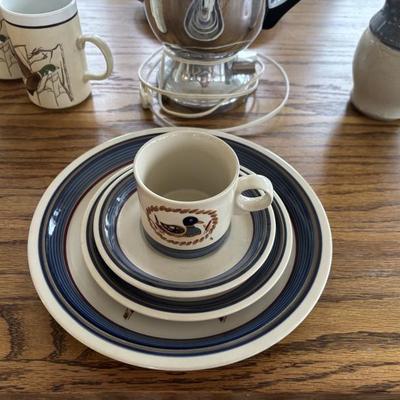 4 pc place setting dinnerware