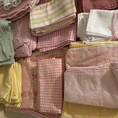 New and gently used tablecloths and napkins just in time for Easter dinner