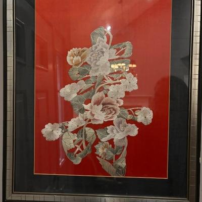 Early 1900s Chinese silk embroidered art