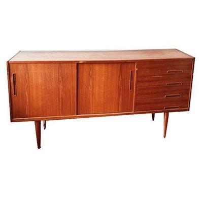 Lot 002-001   
Nils Jonsson Swedish Teak Sideboard Credenza