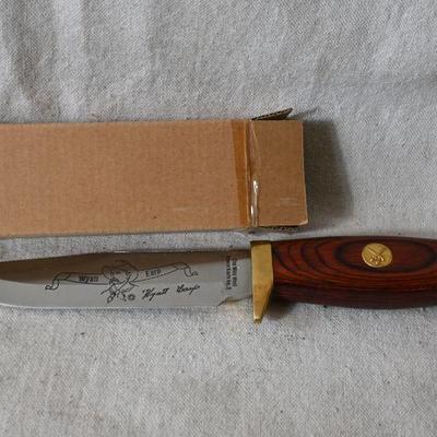 pocket knife
