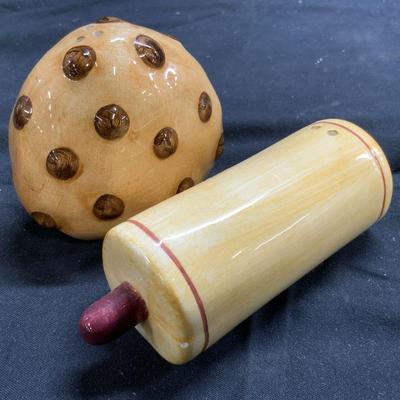 Set Rolling Pin & Cookie Dough S&P Shakers

