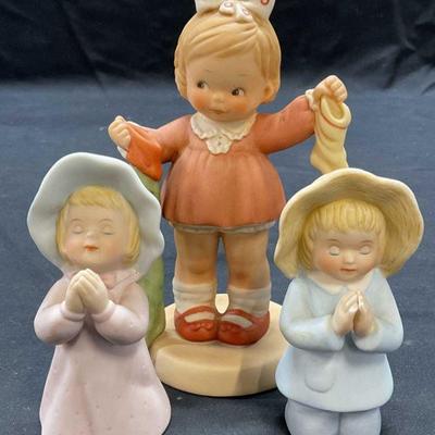 Lot 3 HoGA Porcelain Blue Button Twins Figurals +
