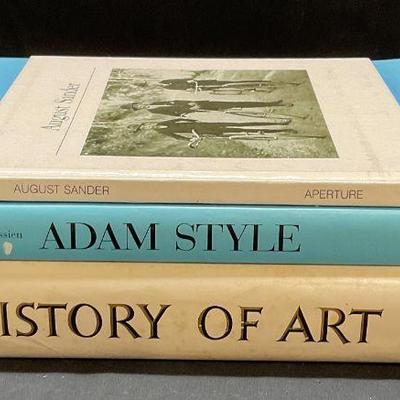 Lot 3 Art & Art History Books, Illustrated 1974-92
