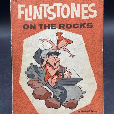 1961 THE FLINTSTONES ON THE ROCKS Dell Z102 Ilstr
