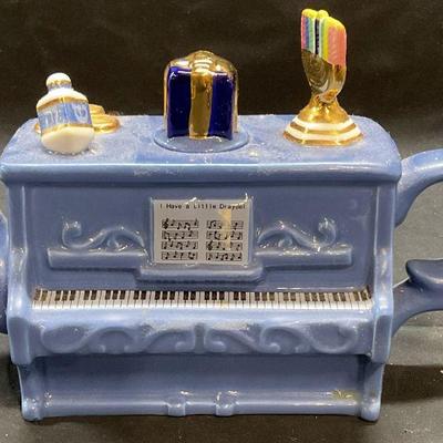2001 Stan Goldberg Judaica Ceramic Teapot
