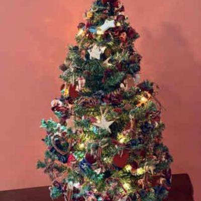 Rustic Faux Christmas Tree
