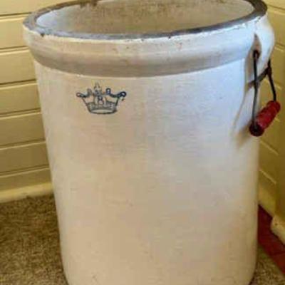 Antique 8 Gallon Crock
