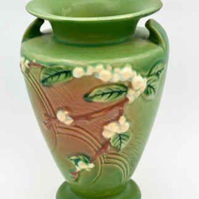 1946 Roseville Pottery Snowberry Vase Green
