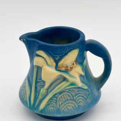 1940 Roseville Pottery Zephyr Lily Creamer
