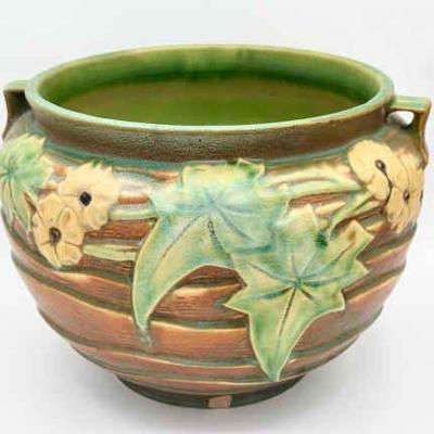 1934 Roseville Pottery Luffa Jardiniere
