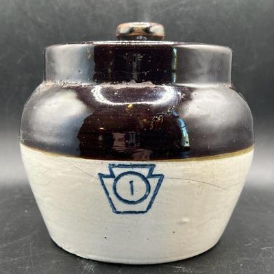 Vintage 1 Quart Bean Pot Crock with Lid
