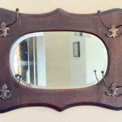 Beautiful Vintage Oak Hall Mirror
