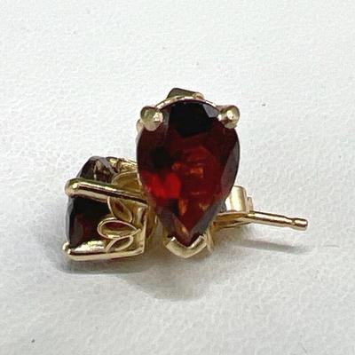 Sparkling Red 14KT Gold Earrings
